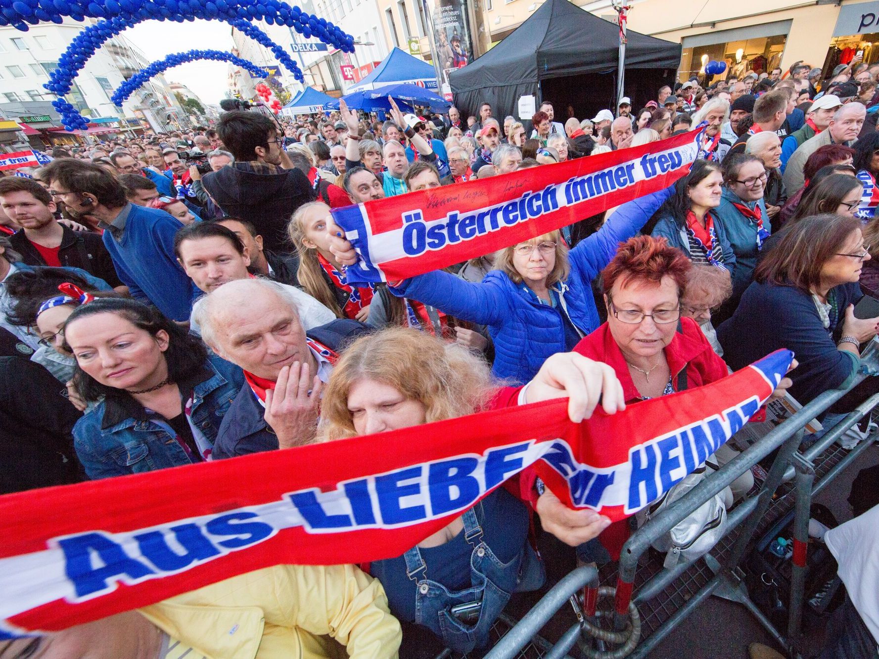 Die FPÖ ist in Österreich so erfolgreich, weil sie rechts ist